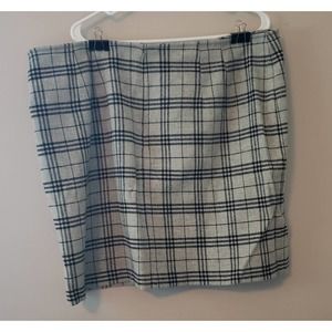 Vintage - Preowned - Venezia - Gray Plaid Wool Blend Mini-skirt - Size 24